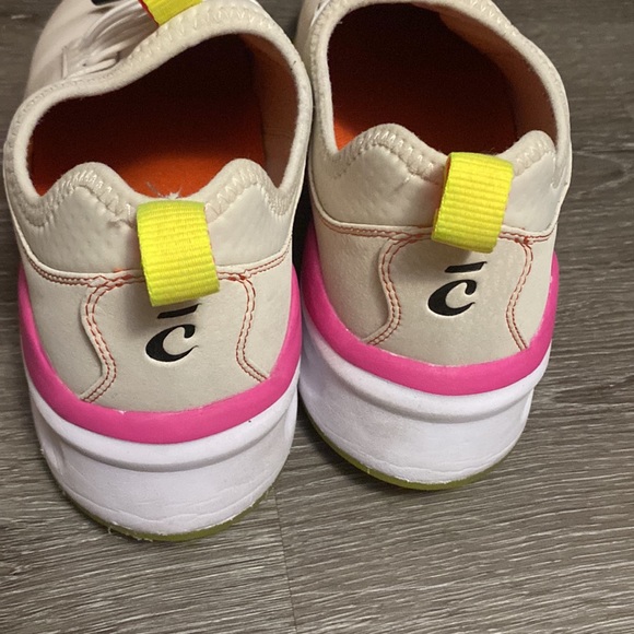 Clove - Picture 2 of 5